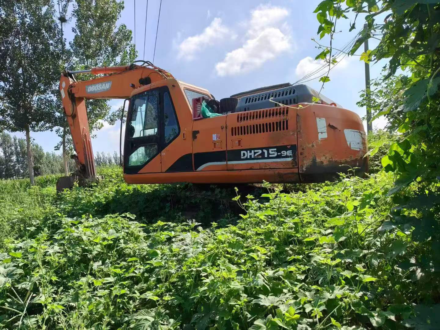 Buy Doosan DH215-9 Used Excavator / 1