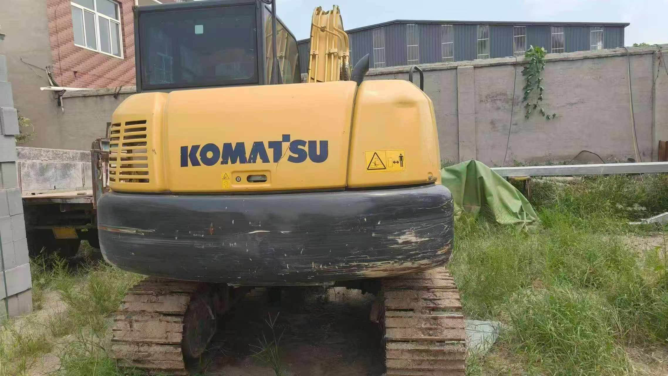 Buy Komatsu PC60 Used Excavator / 2