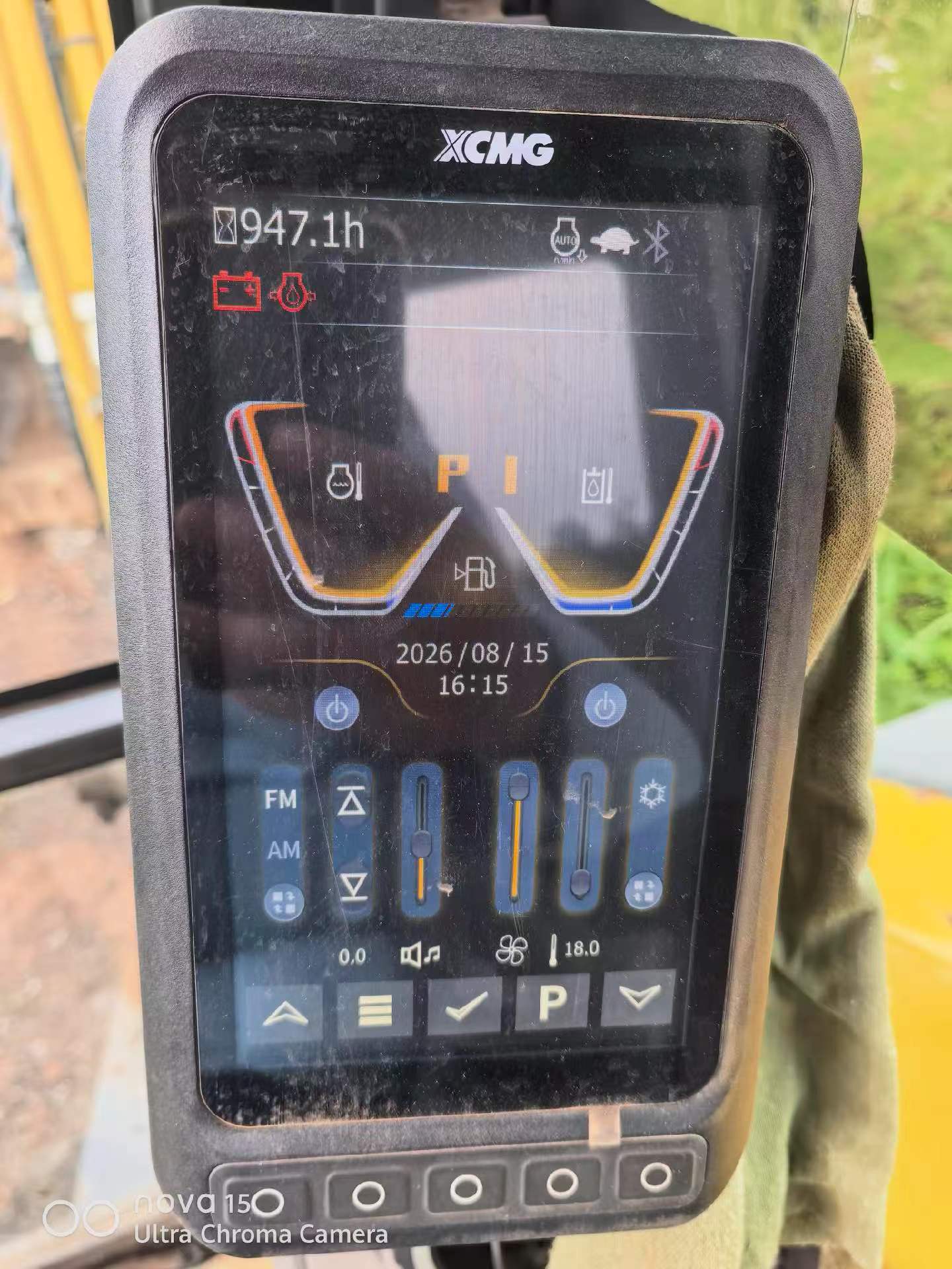 Buy XCMG XE60G Used Excavator / 2
