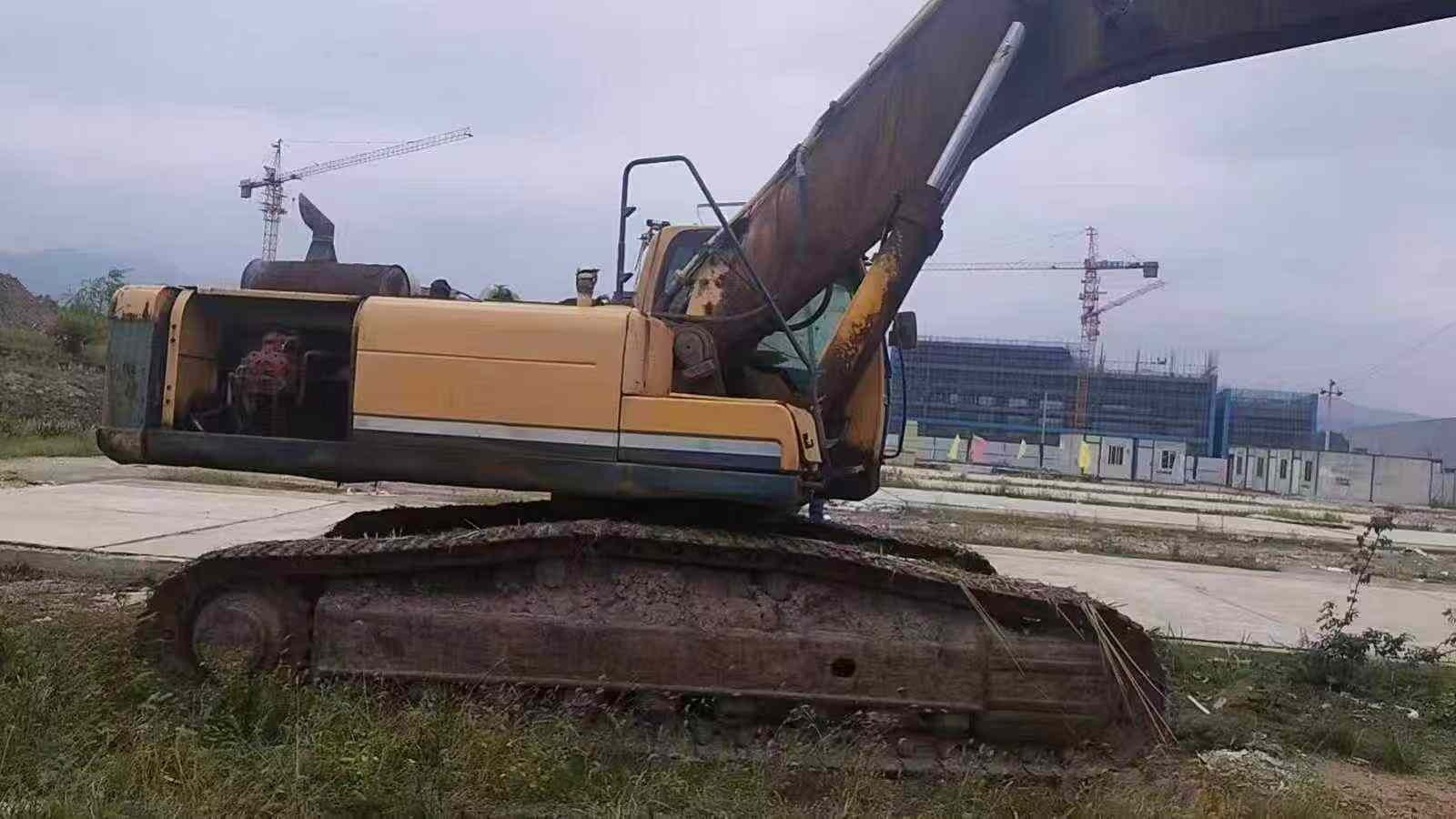 Buy Hyundai R385LC-9 Used Excavator / 6