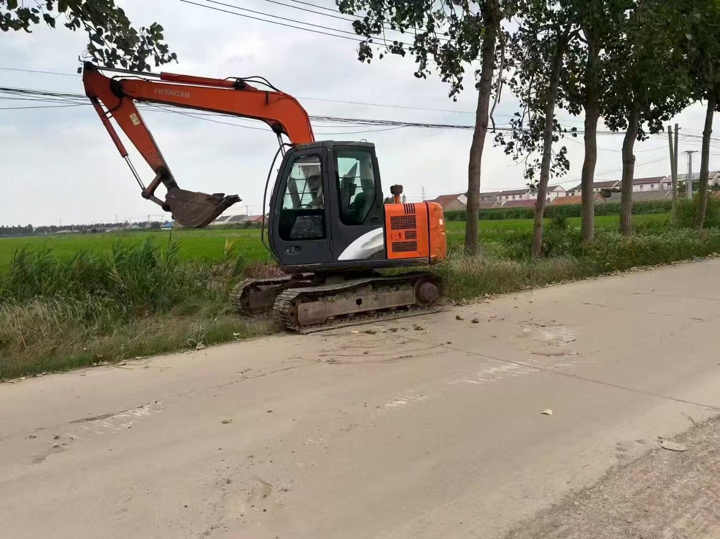Buy Hitachi ZX70-3 Used Excavator / 2