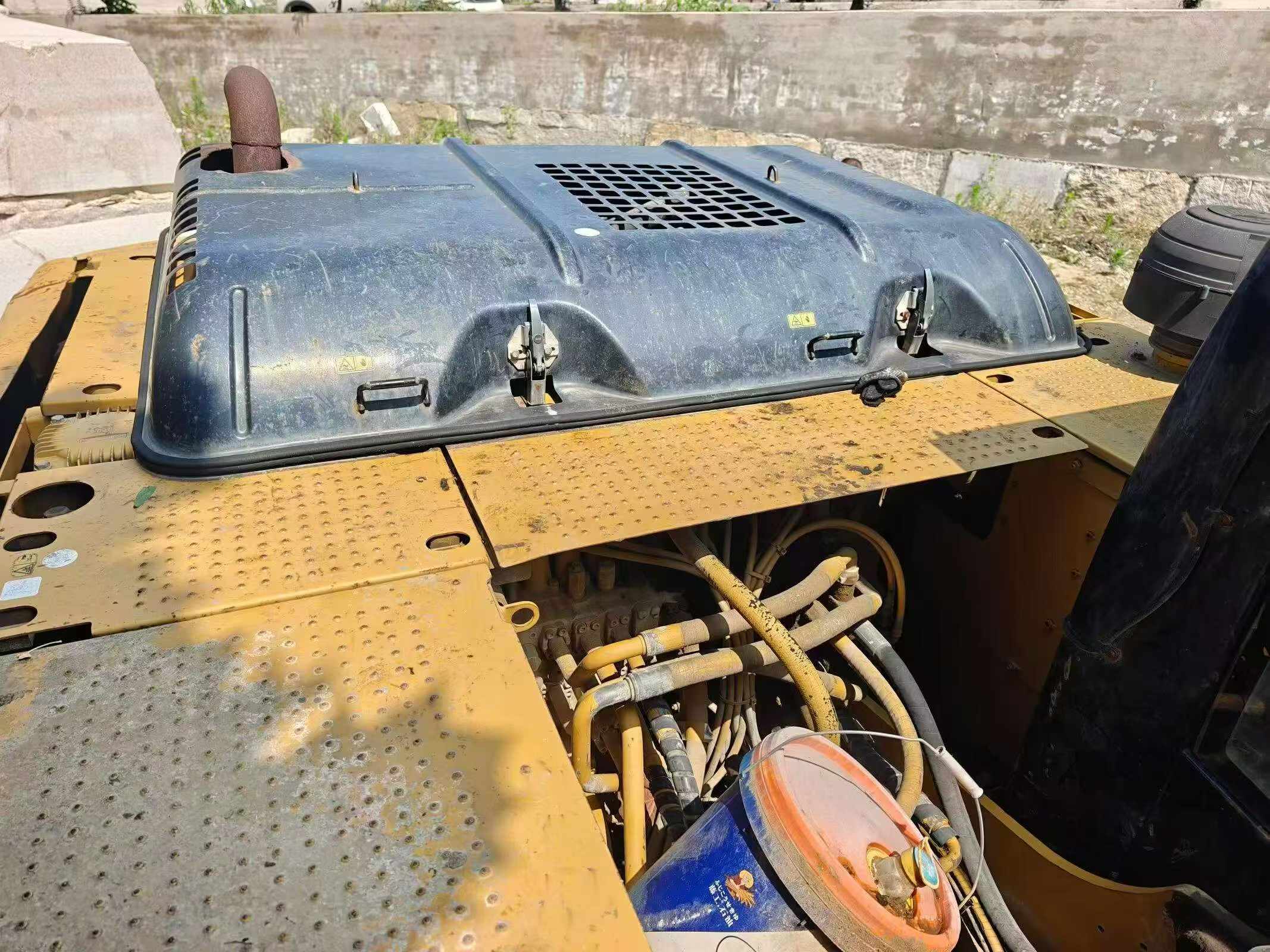 Buy Caterpillar 320D Used Excavator / 4