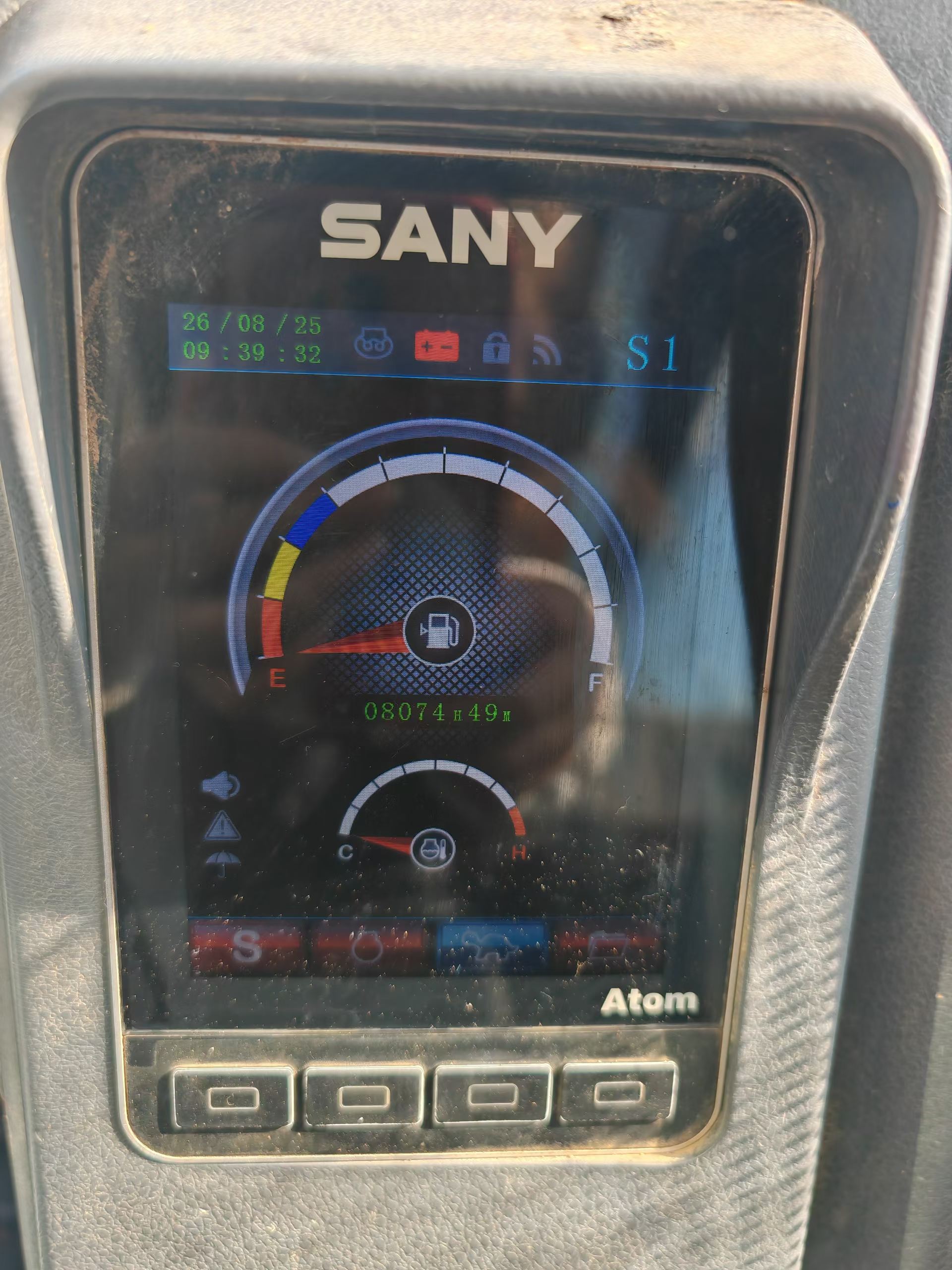 Buy Sany SY75 Used Excavator / 9