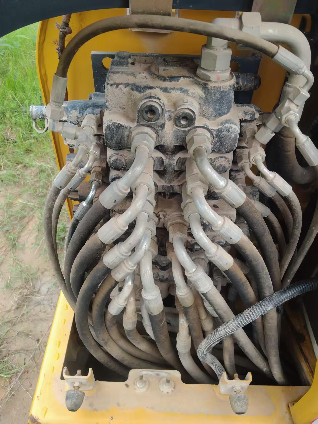 Buy XCMG XE60 Used Excavator / 4