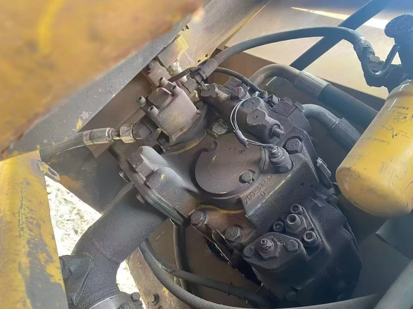 Buy Caterpillar 320D Used Excavator / 5