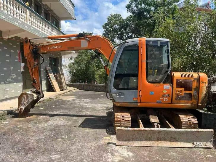Buy Hitachi ZX60 Used Excavator / 1