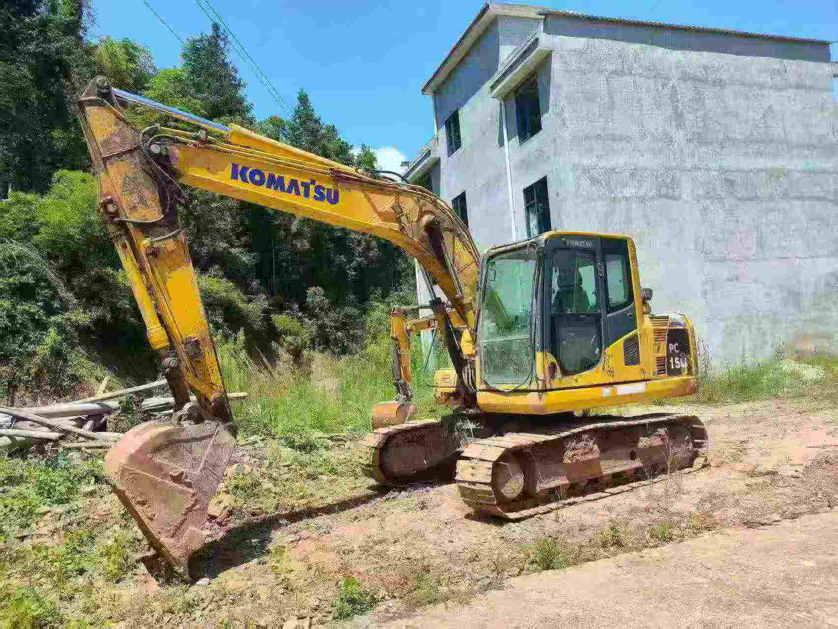 Buy Komatsu PC130-8 Used Excavator / 3