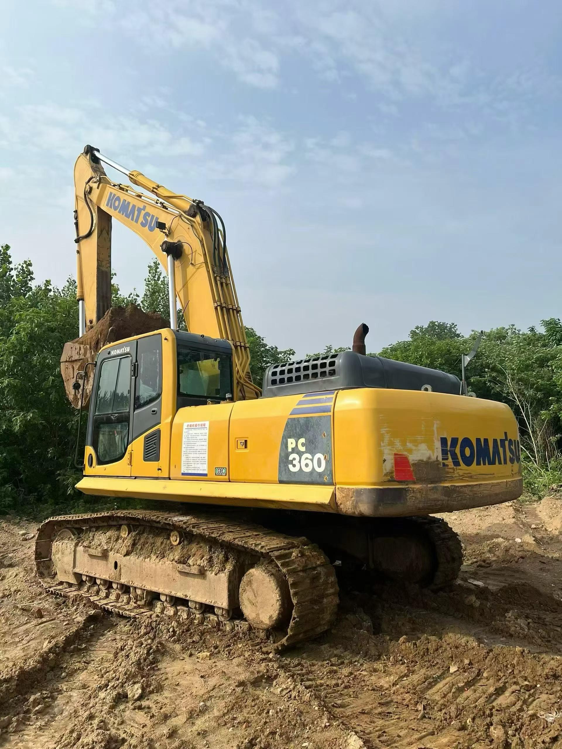 Buy Komatsu PC360-7 Used Excavator / 3