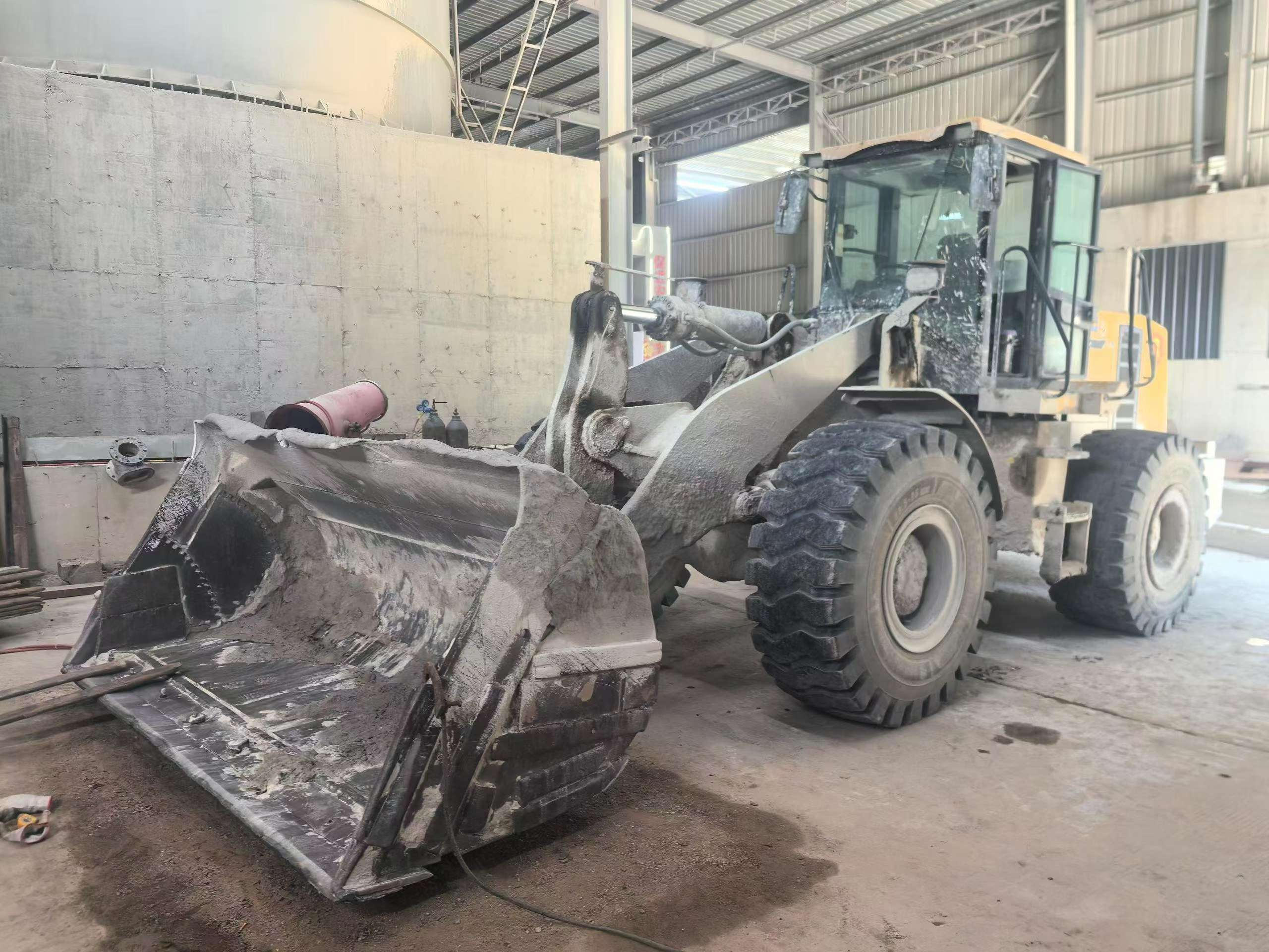Buy XCMG LW500FV Used Loader / 8