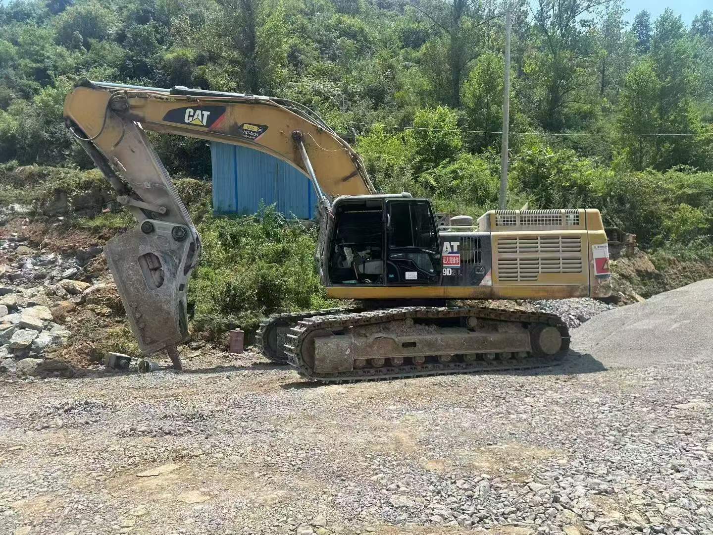 Buy Caterpillar 215 Used Excavator / 2
