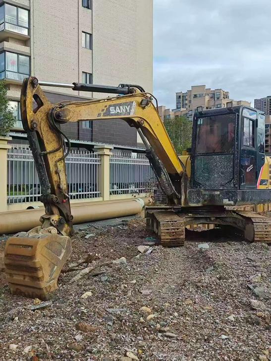 Buy Sany SY55 Used Excavator / 1