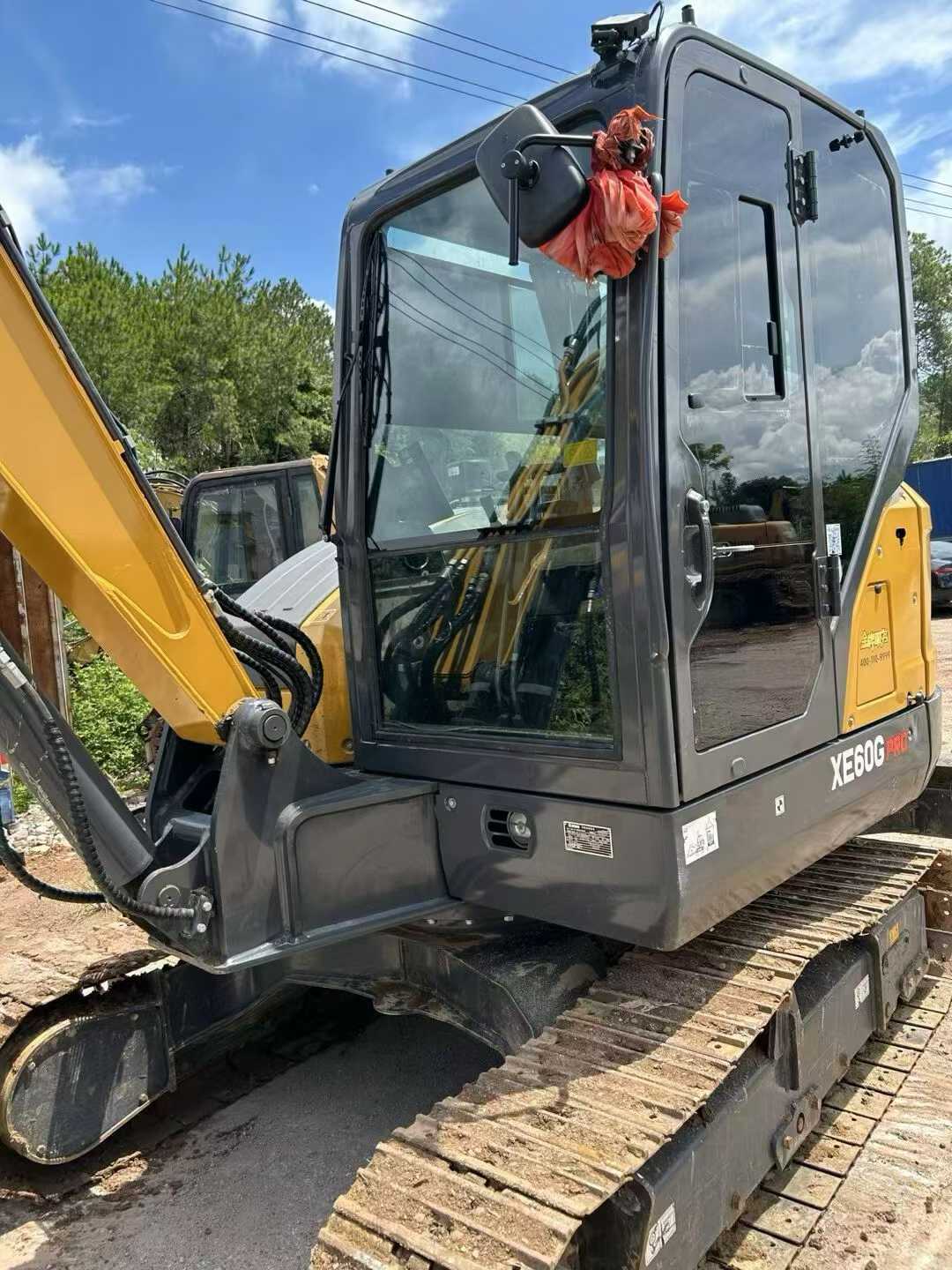Buy XCMG XE60G Used Excavator / 2