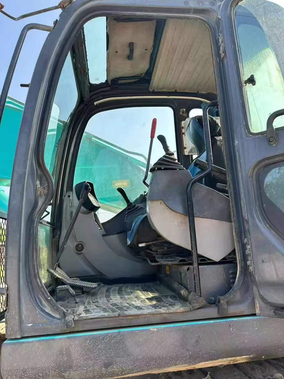 Buy Kobelco SK210 Used Excavator / 5