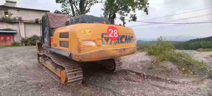 Buy XCMG XE380K Used Excavator / 1