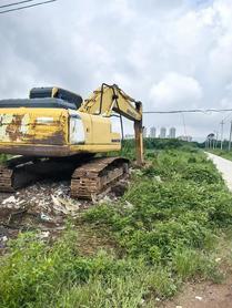 Buy Komatsu PC200-8 Used Excavator / 2 Buy Komatsu PC200-8 Used Excavator / 2