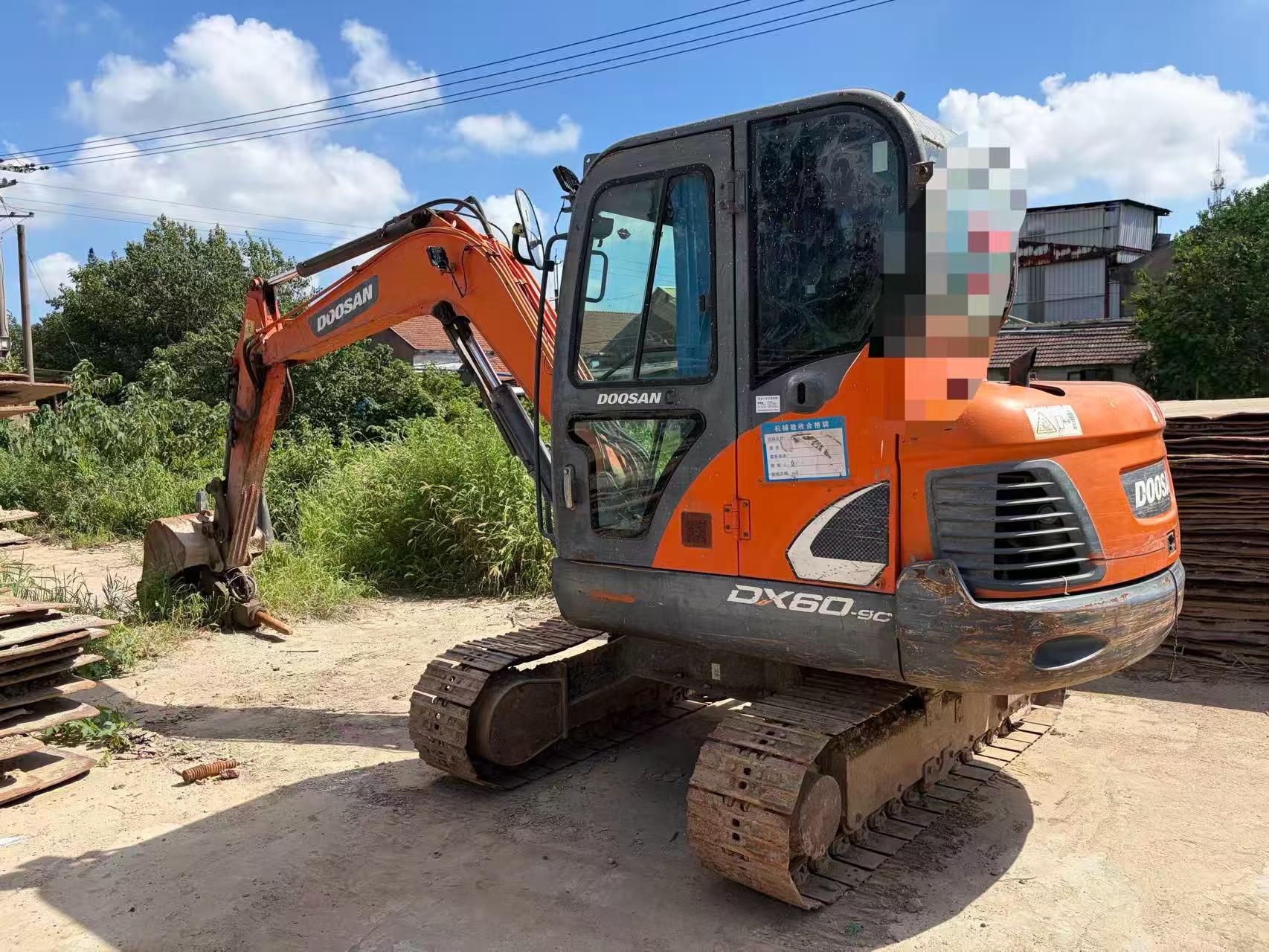 Buy Doosan DX55-9C Used Excavator / 2