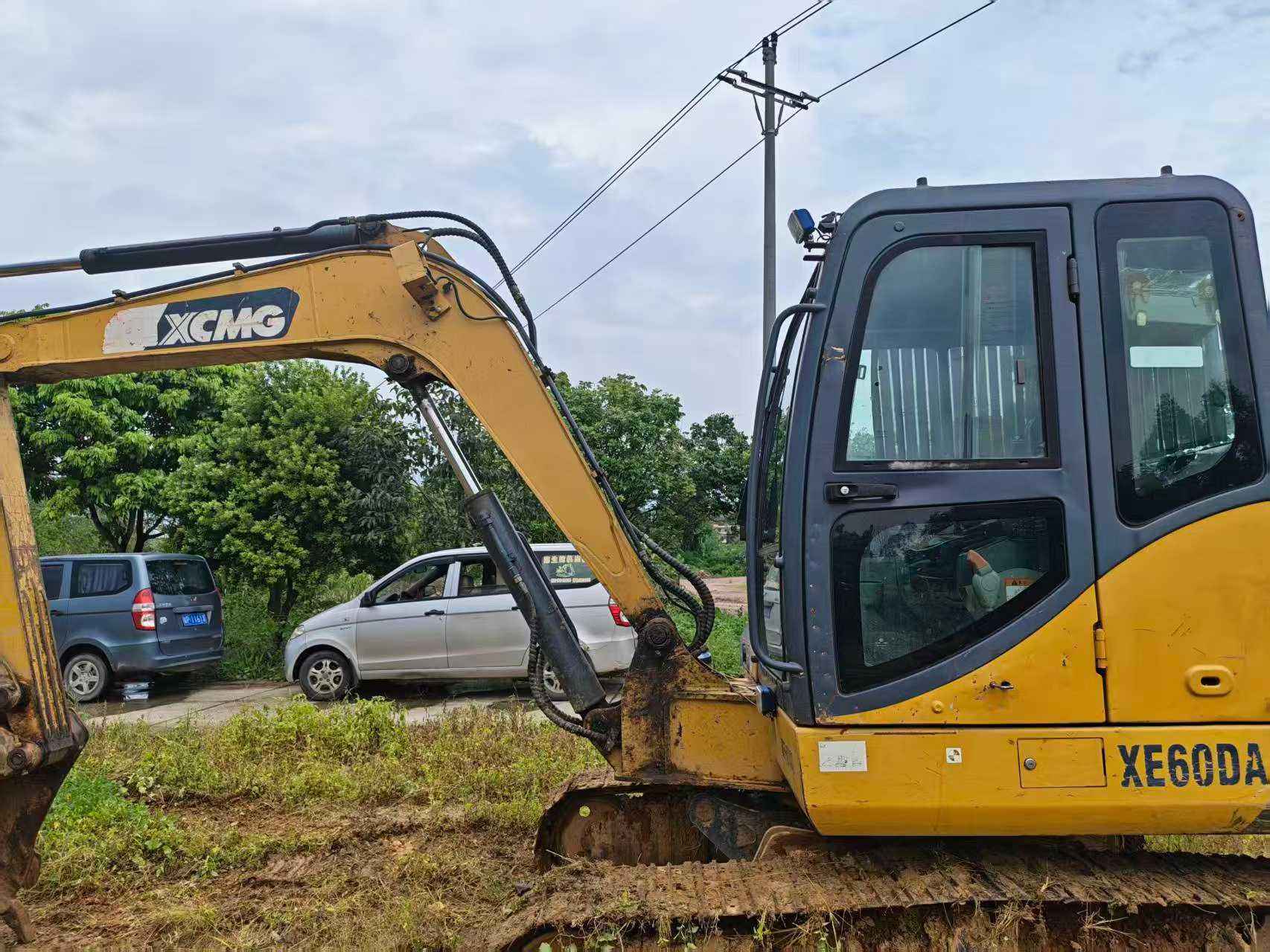 Buy XCMG XE60 Used Excavator / 2