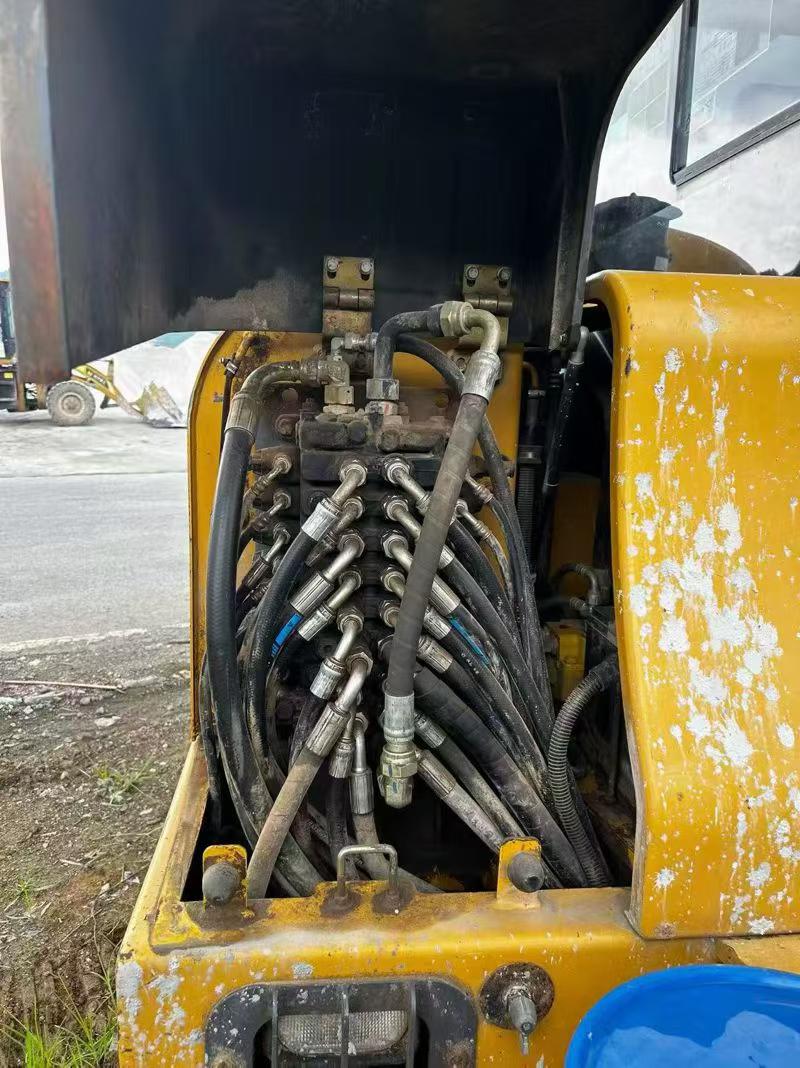 Buy XCMG XE60 Used Excavator / 4
