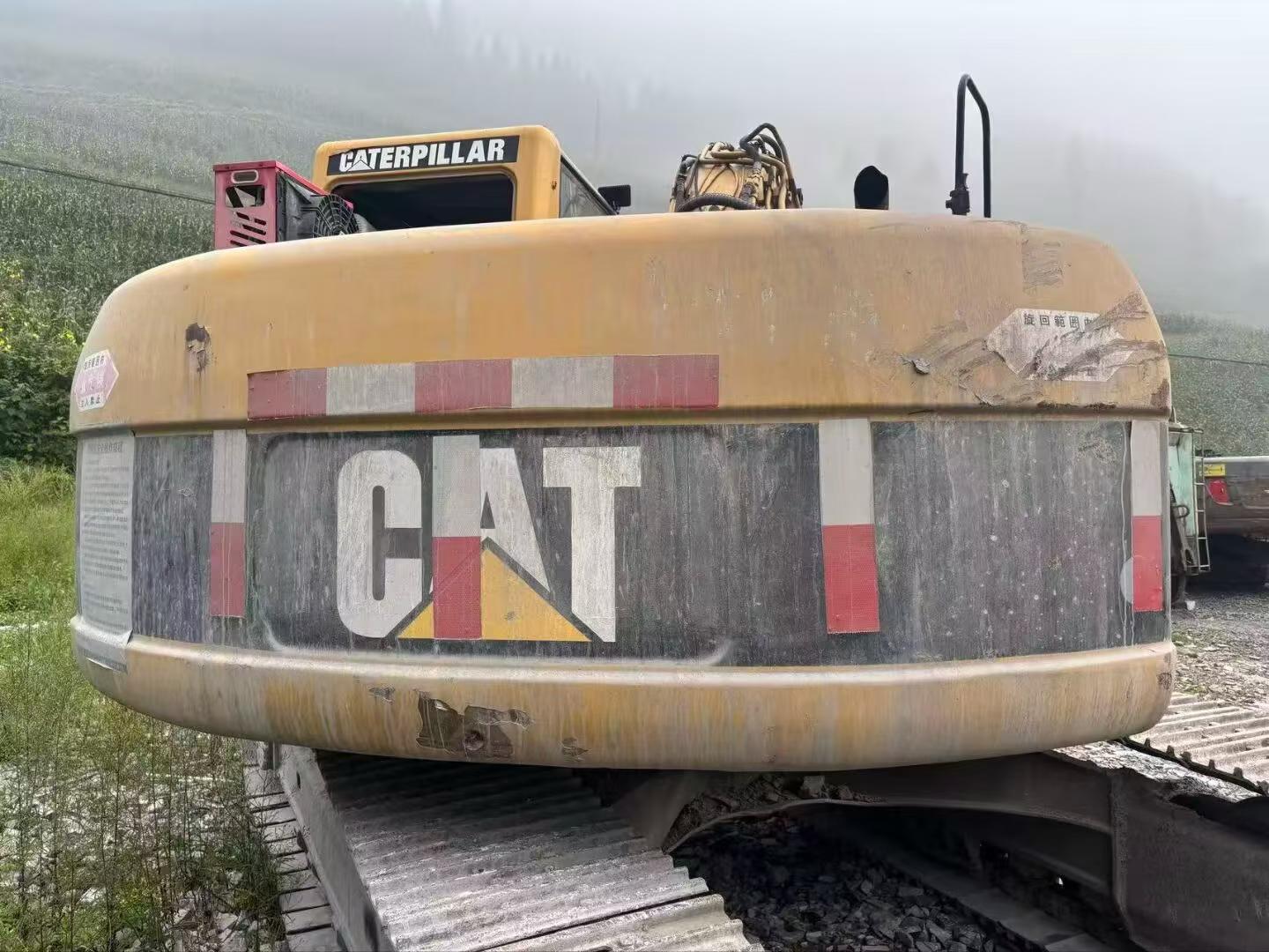 Buy Caterpillar 320CU Used Excavator / 4