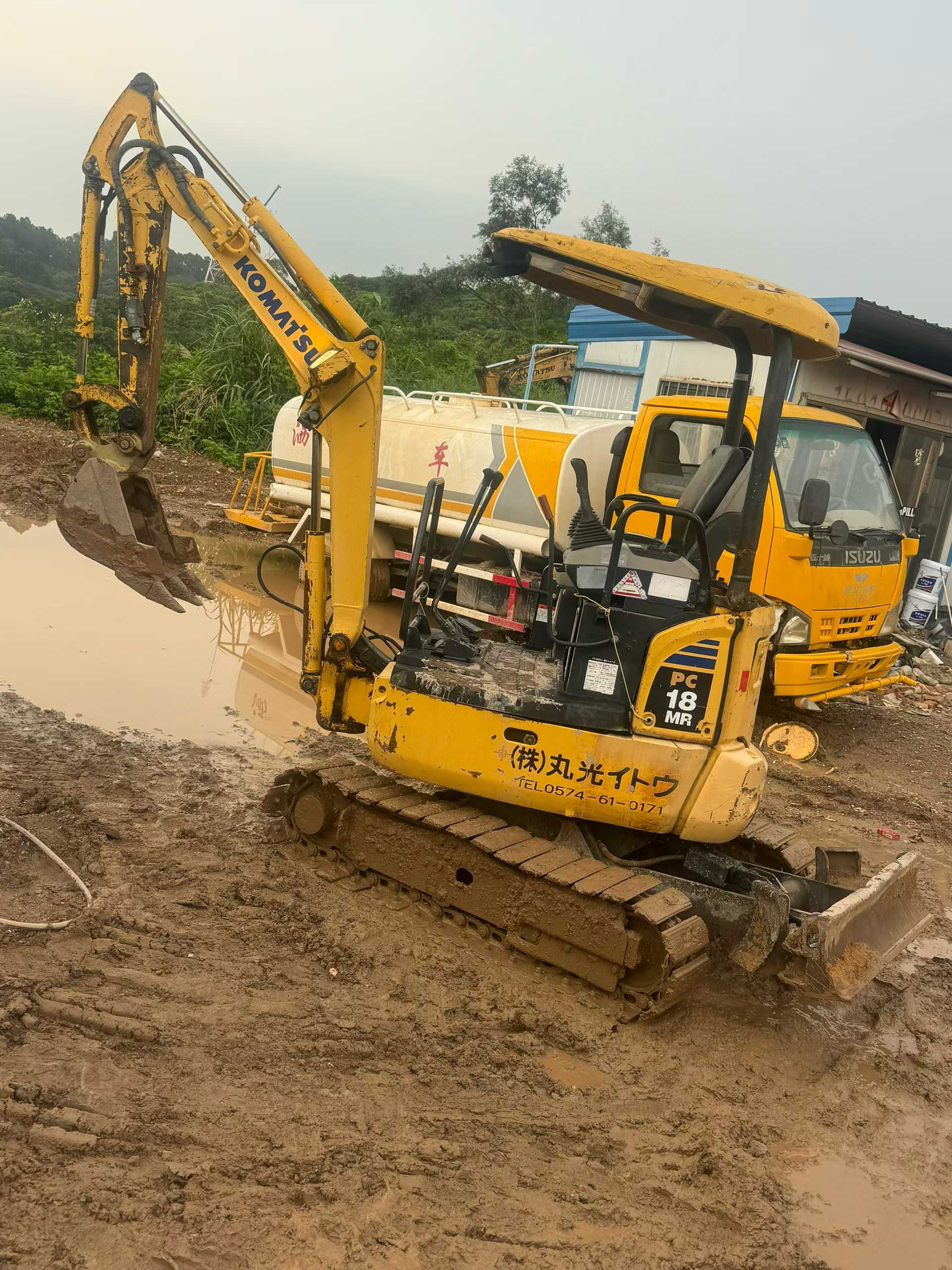 Buy Komatsu PC18MR-2 Used Excavator / 9