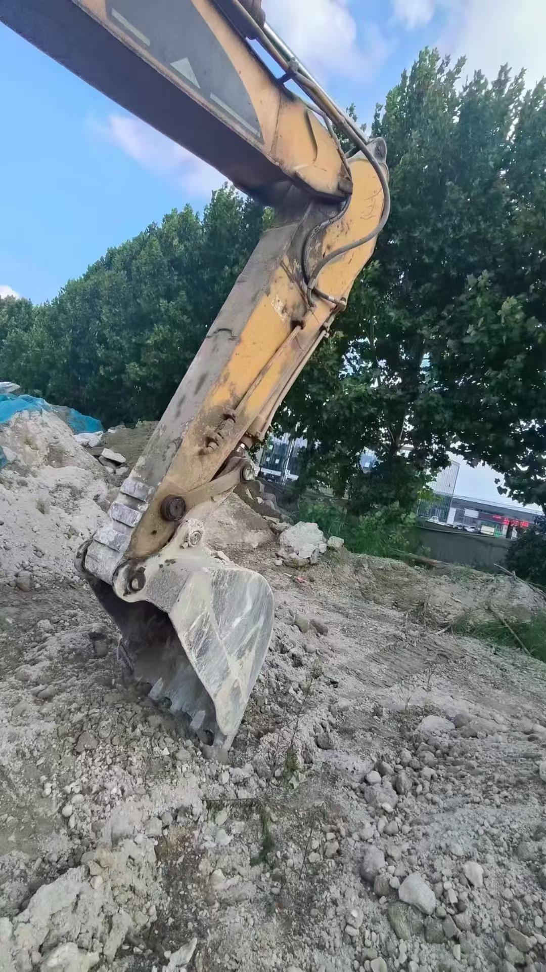 Buy Caterpillar 320C Used Excavator / 4