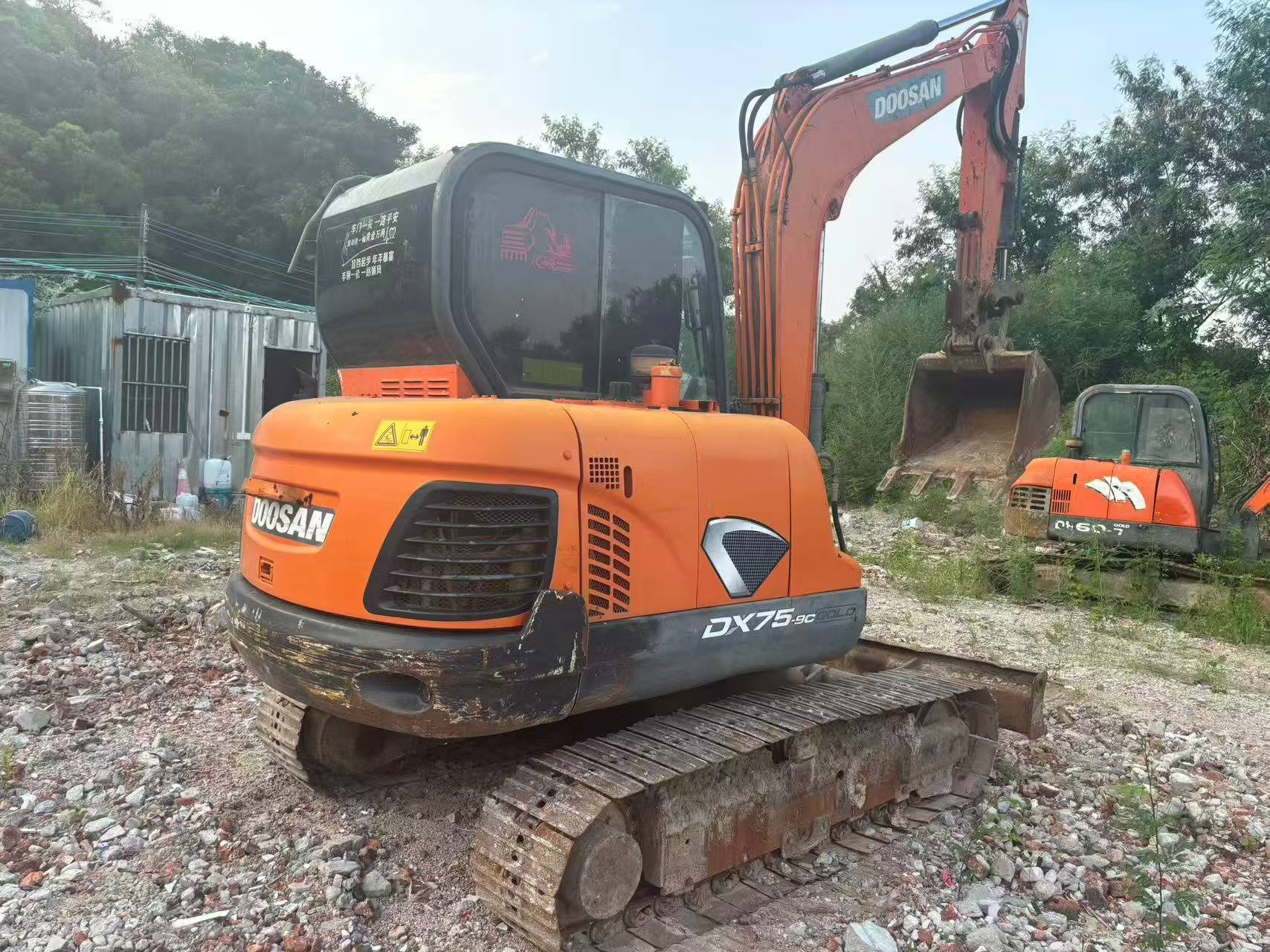 Buy Doosan DX60-9 Used Excavator / 2