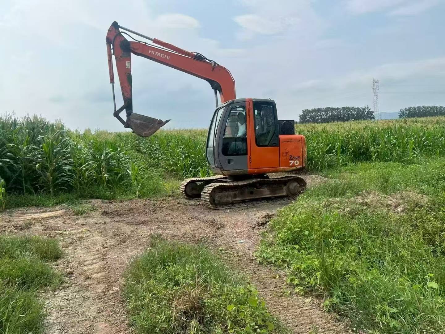 Buy Hitachi ZX70-6 Used Excavator / 8