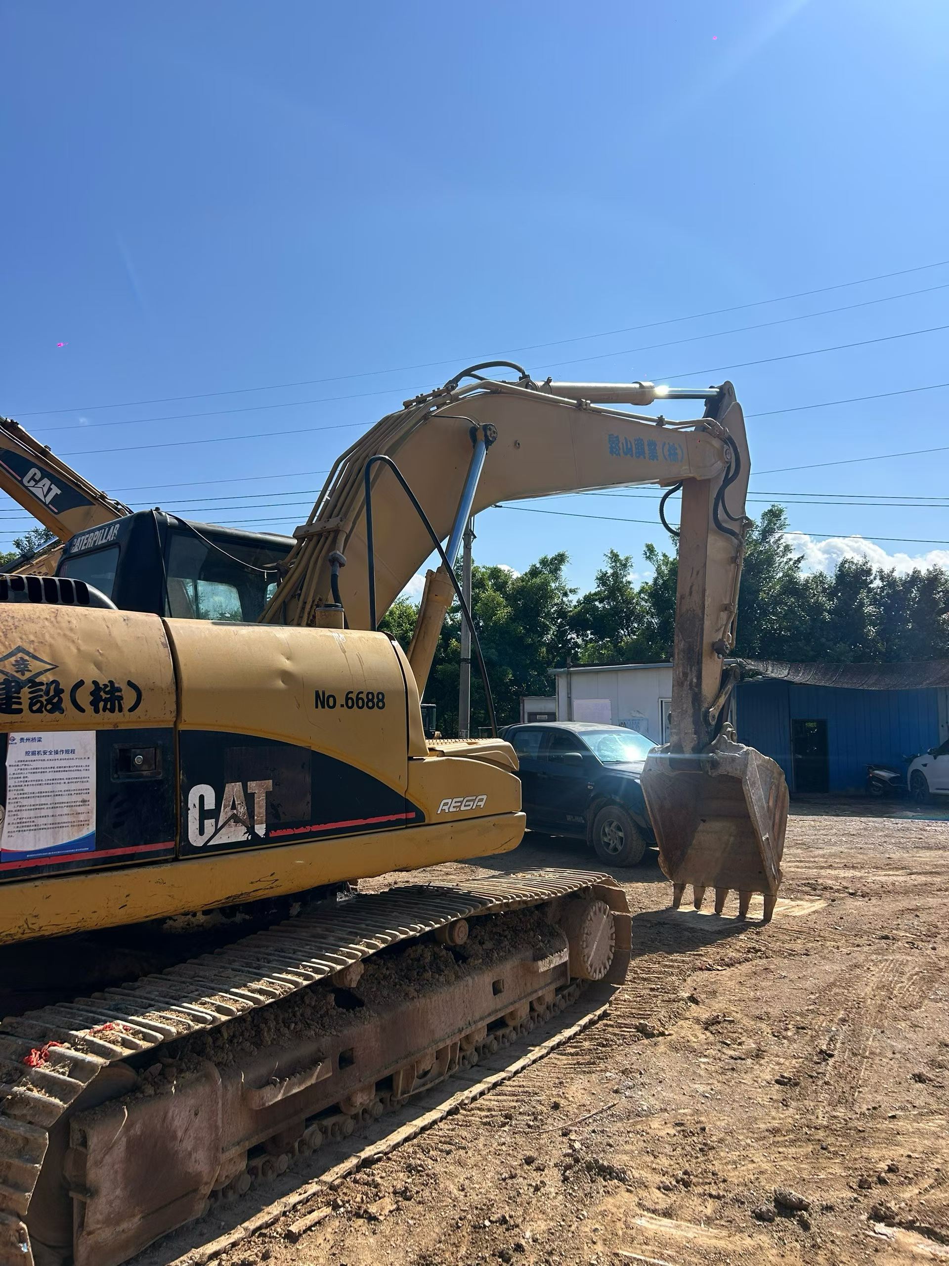 Buy Caterpillar 320D Used Excavator / 8
