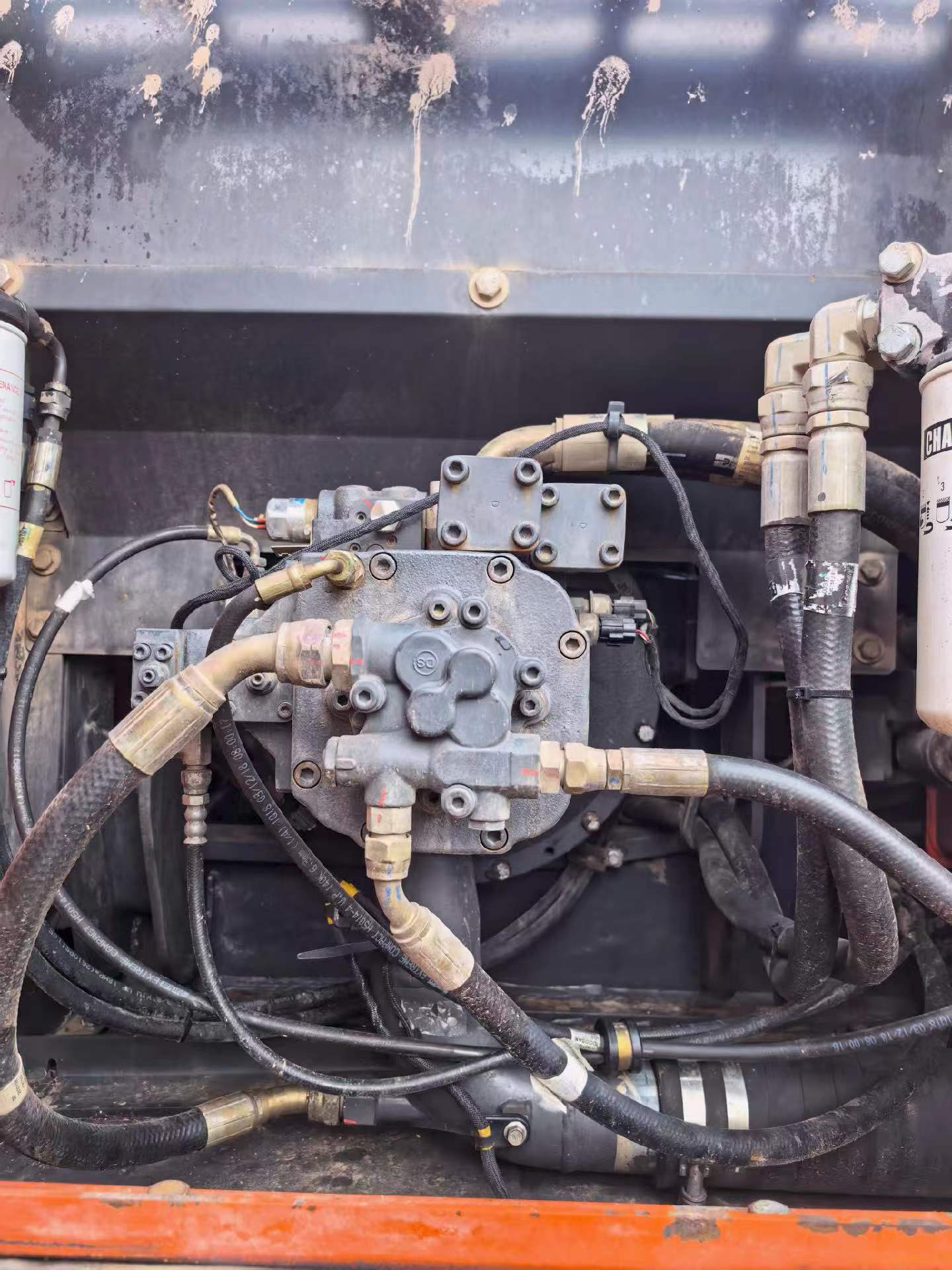 Buy Doosan DX215-9C Used Excavator / 6