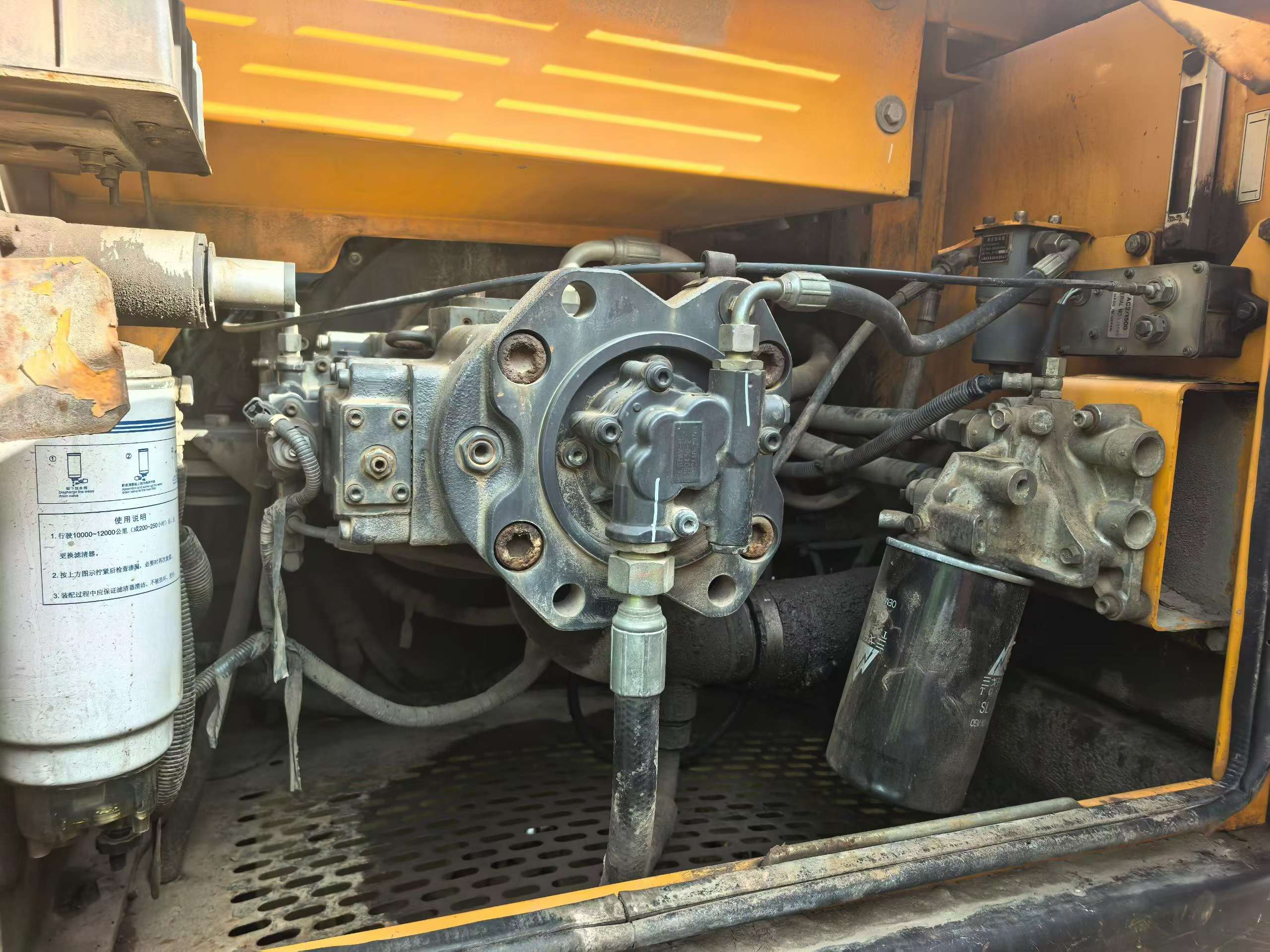 Buy Sany SY215C Used Excavator / 2