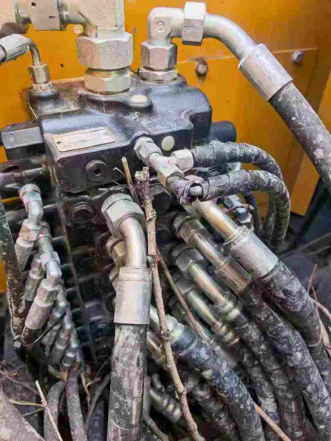 Buy Sany SY85 Used Excavator / 7