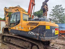 Buy Hyundai R215-9 Used Excavator / 3 Buy Hyundai R215-9 Used Excavator / 3
