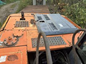 Buy Hitachi EX200-3 Used Excavator / 7 Buy Hitachi EX200-3 Used Excavator / 7