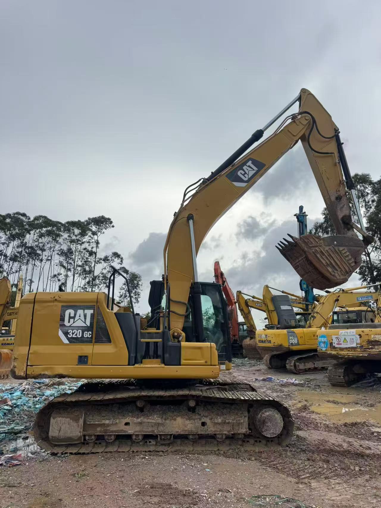Buy Caterpillar 320GC Used Excavator / 2