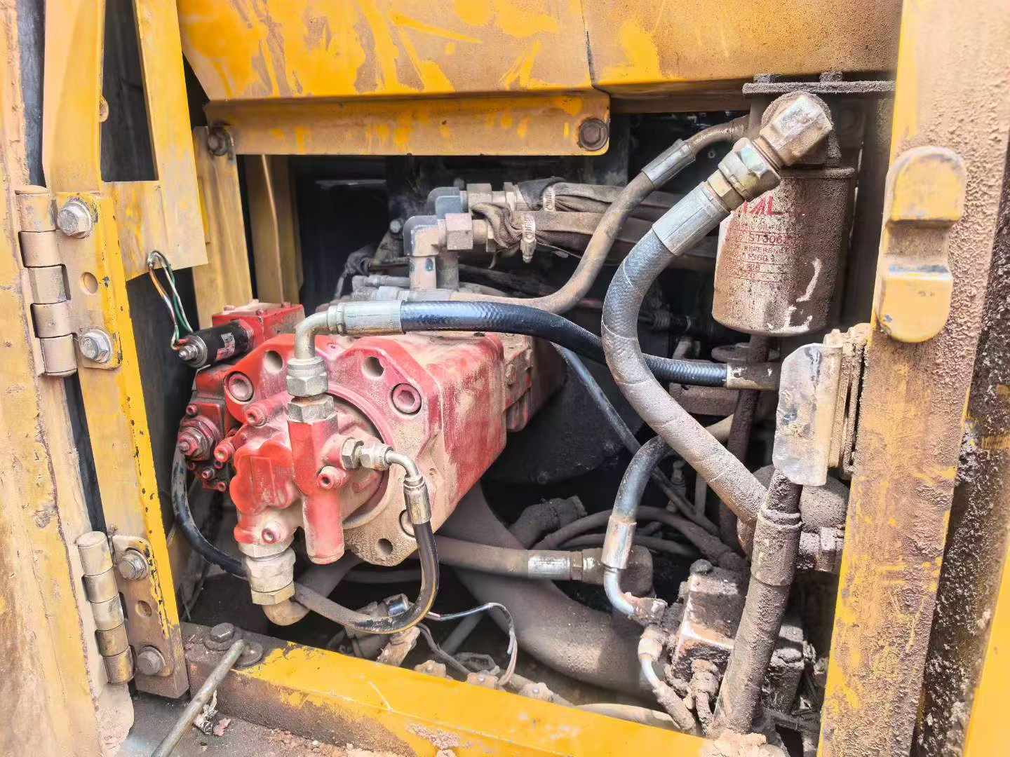 Buy Volvo EC140 Used Excavator / 4