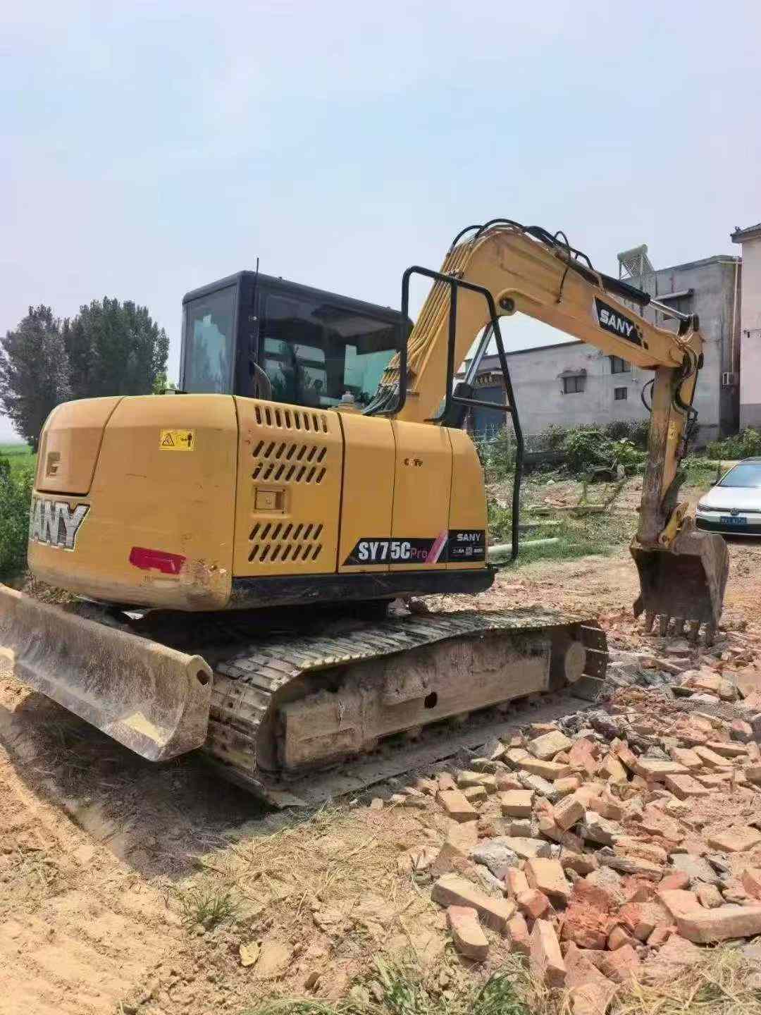 Buy Sany SY75 Used Excavator / 8