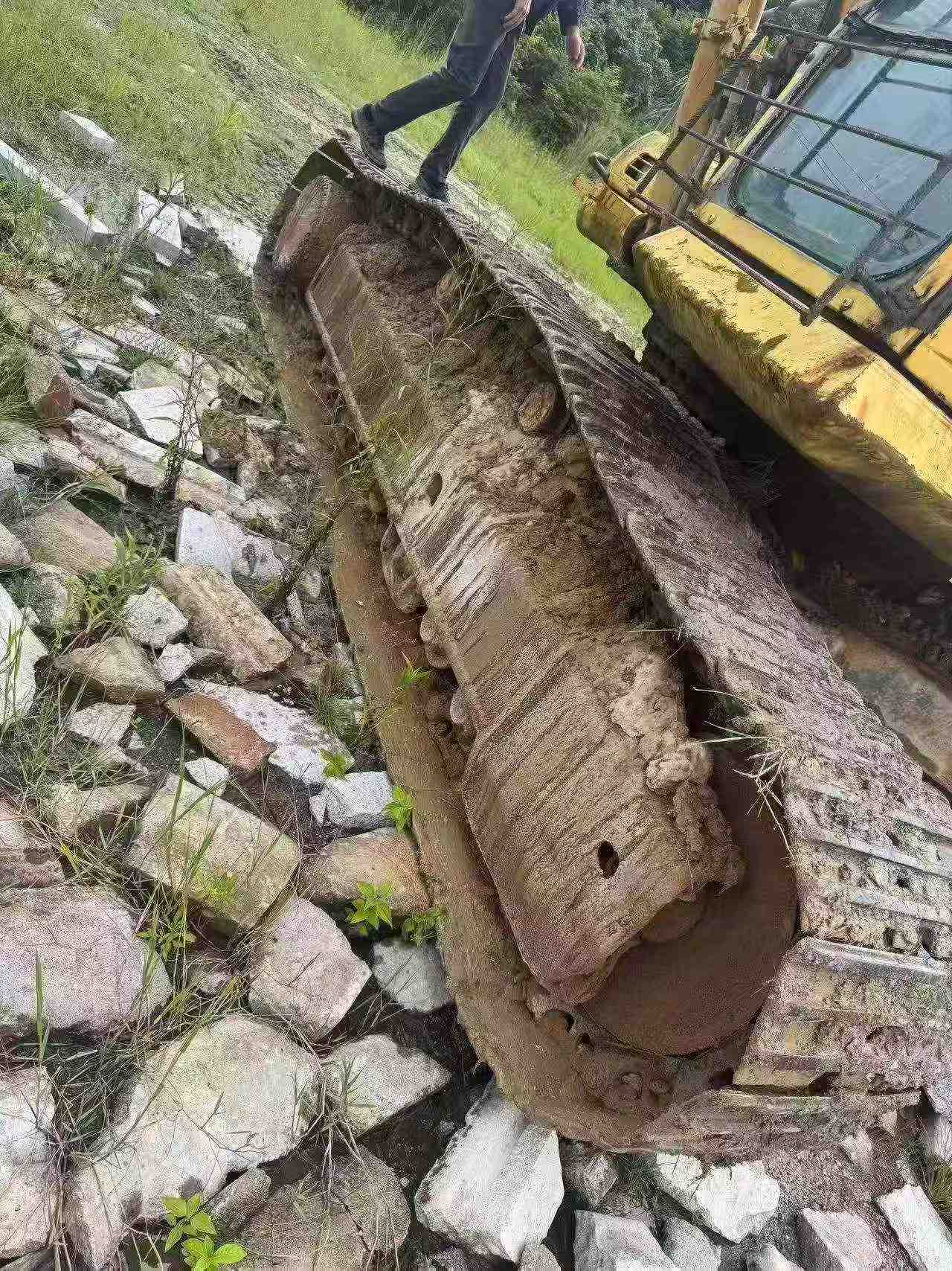 Buy Komatsu PC360-7 Used Excavator / 8