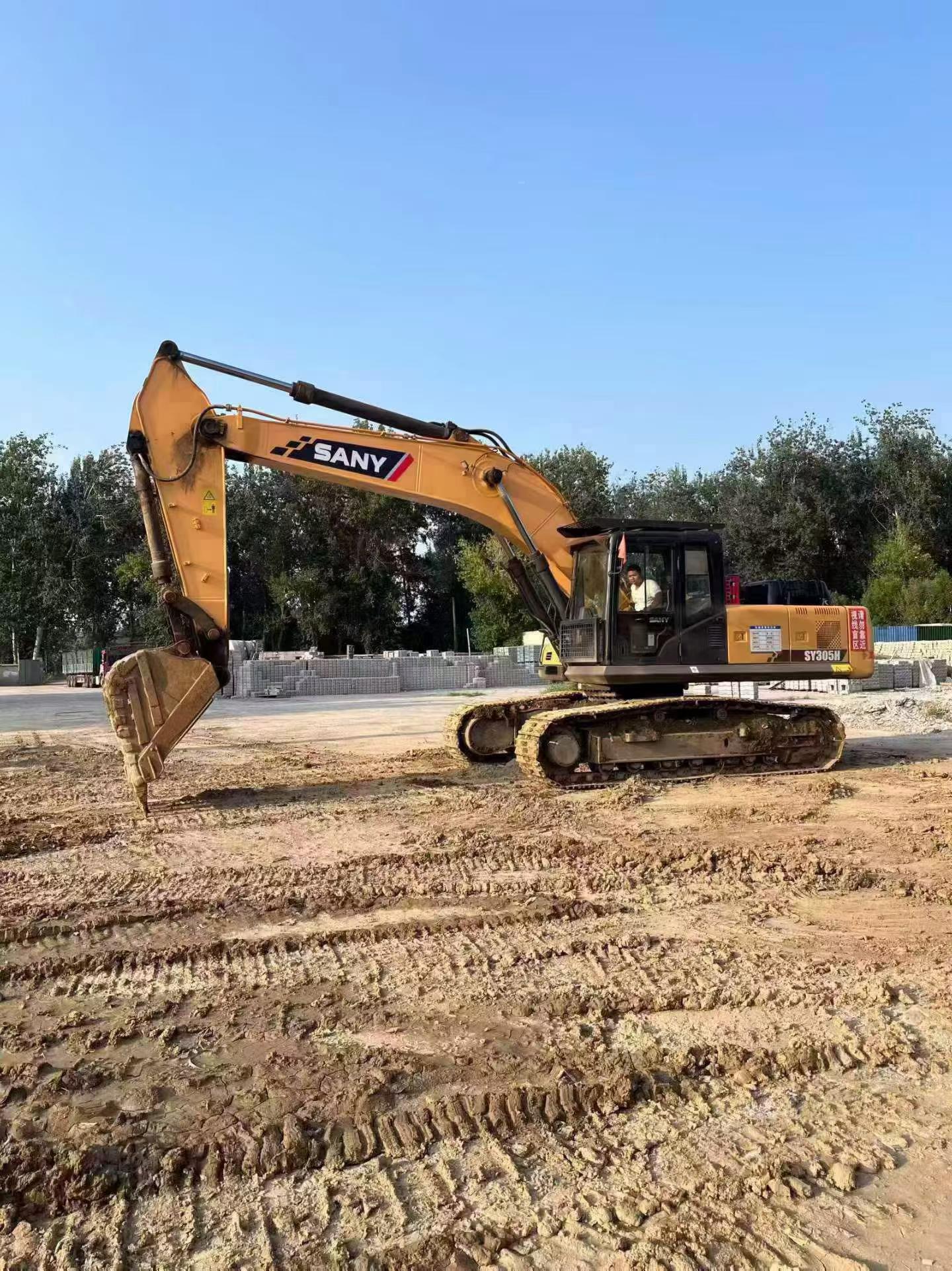 Buy Sany SY305C Used Excavator / 2