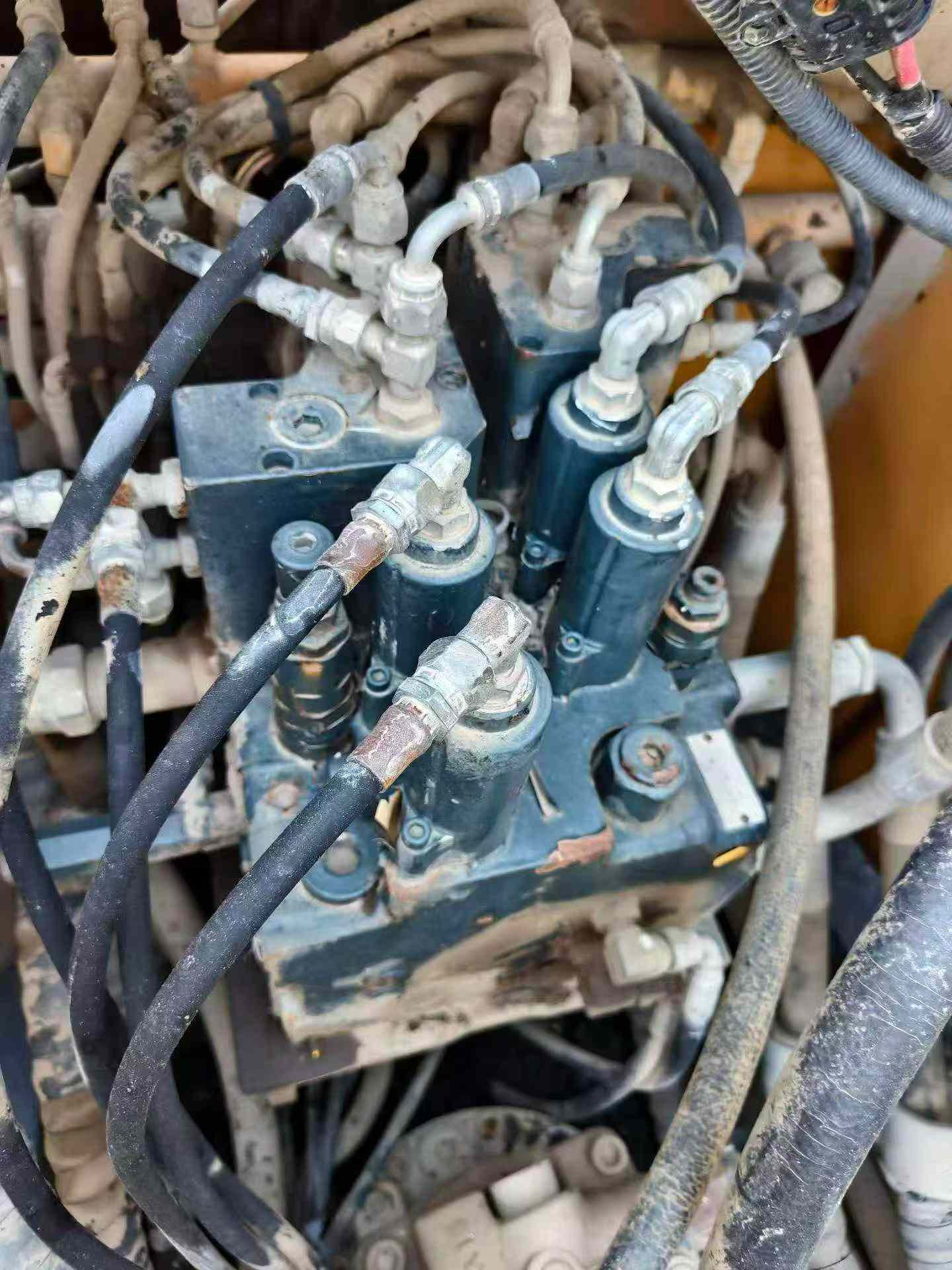 Buy Hyundai R150-7 Used Excavator / 3