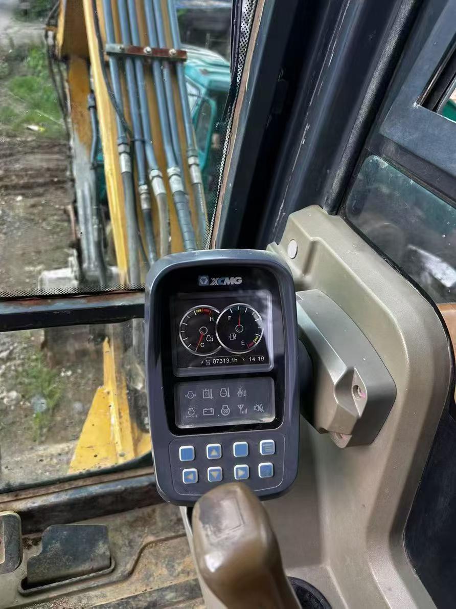 Buy XCMG XE60 Used Excavator / 5
