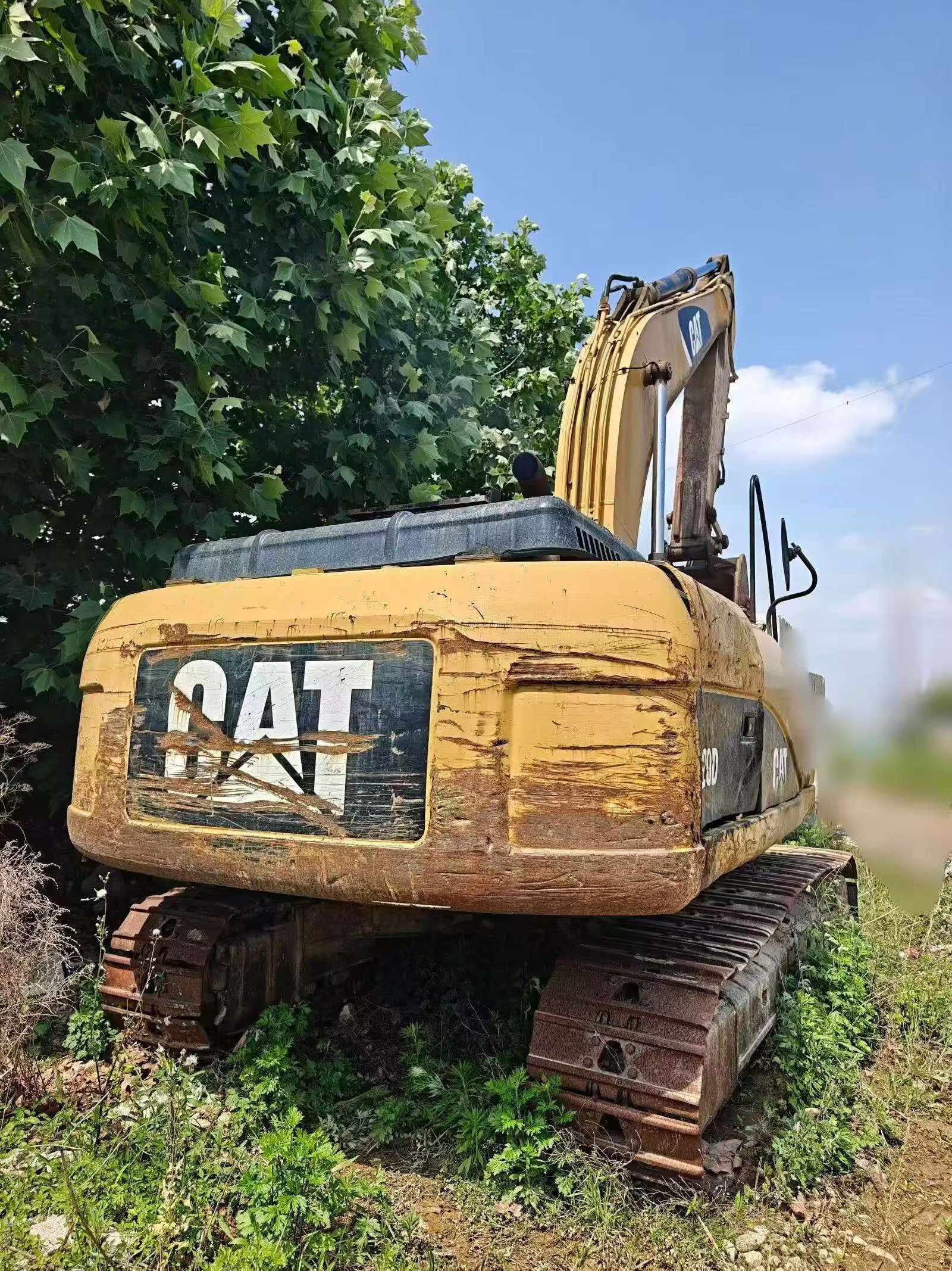 Buy Caterpillar 320D Used Excavator / 5