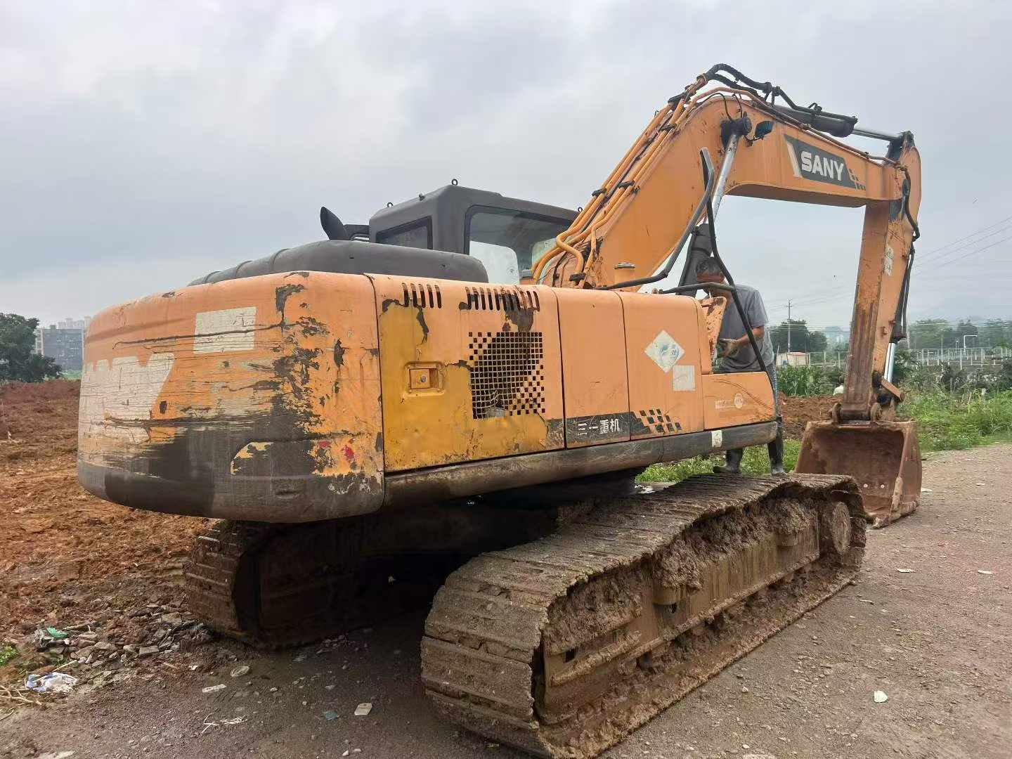 Buy Sany SY195C-9 Used Excavator / 2