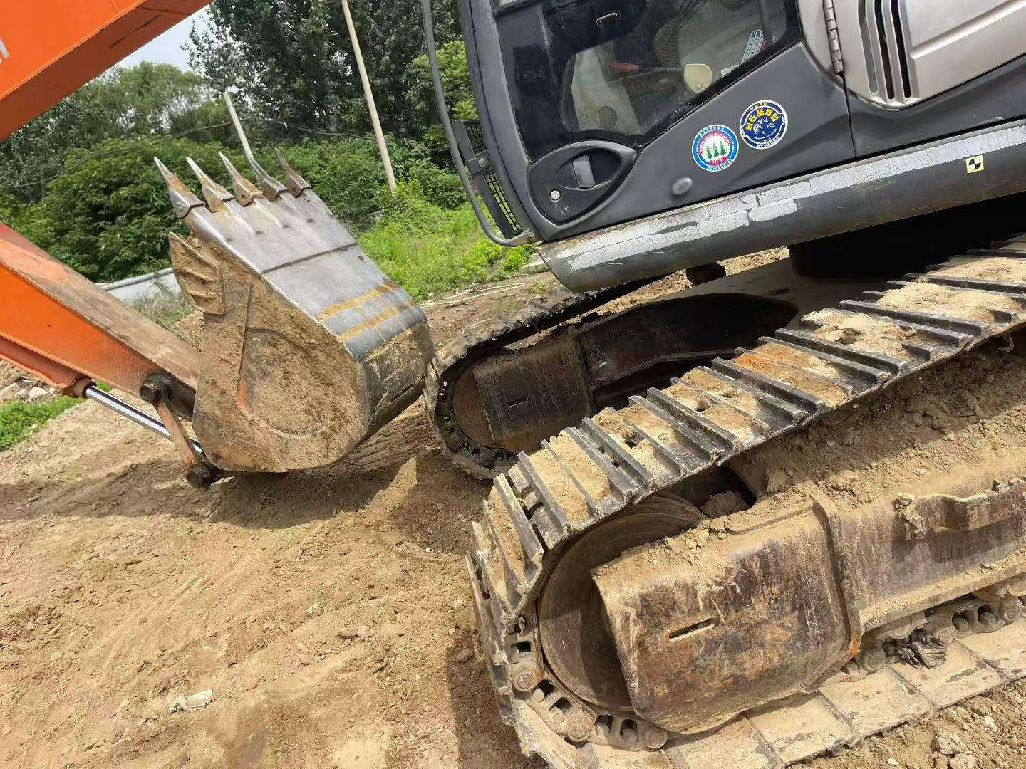 Buy Hitachi ZX270-3 Used Excavator / 5