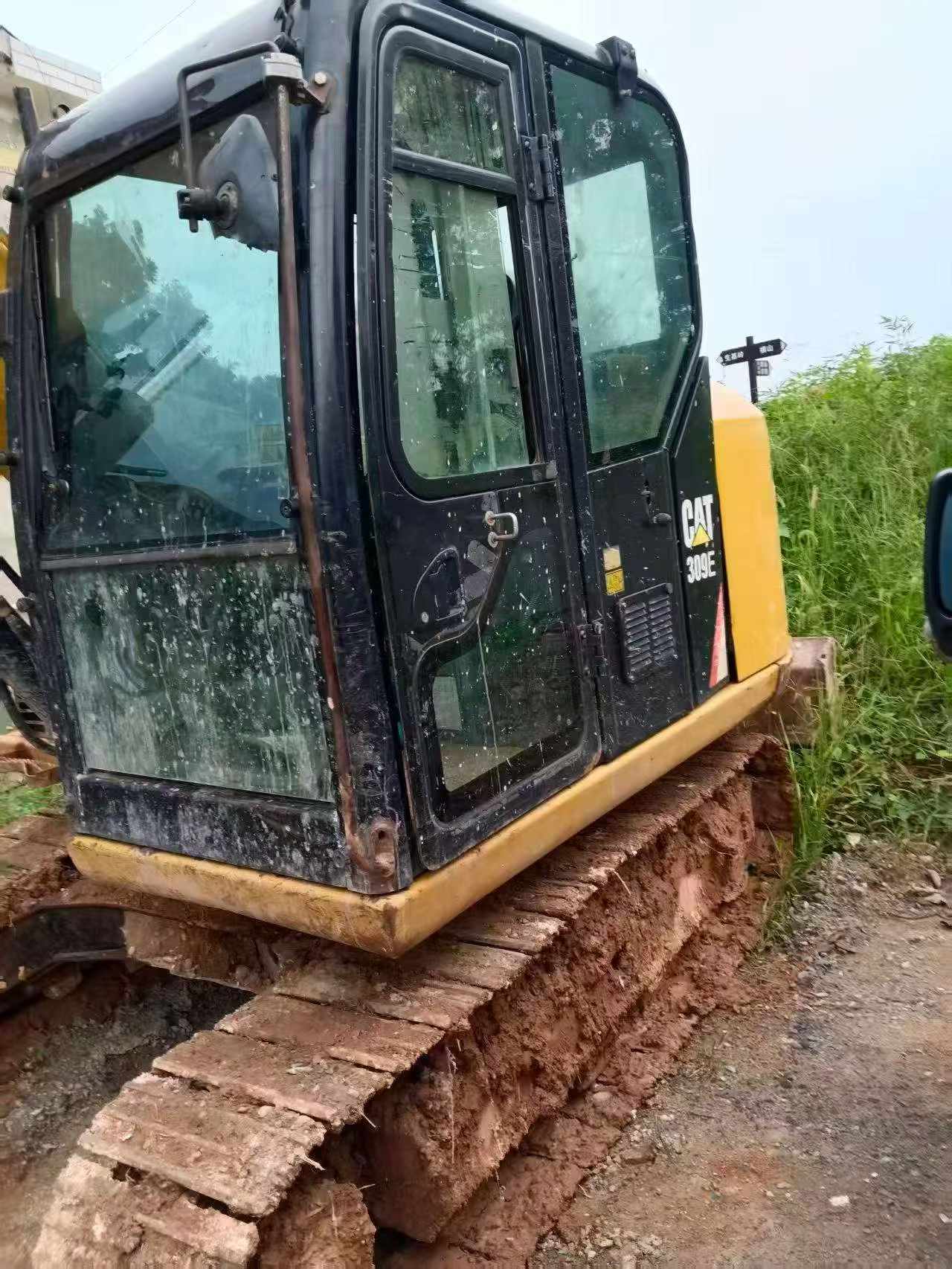 Buy Caterpillar 307B Used Excavator / 4
