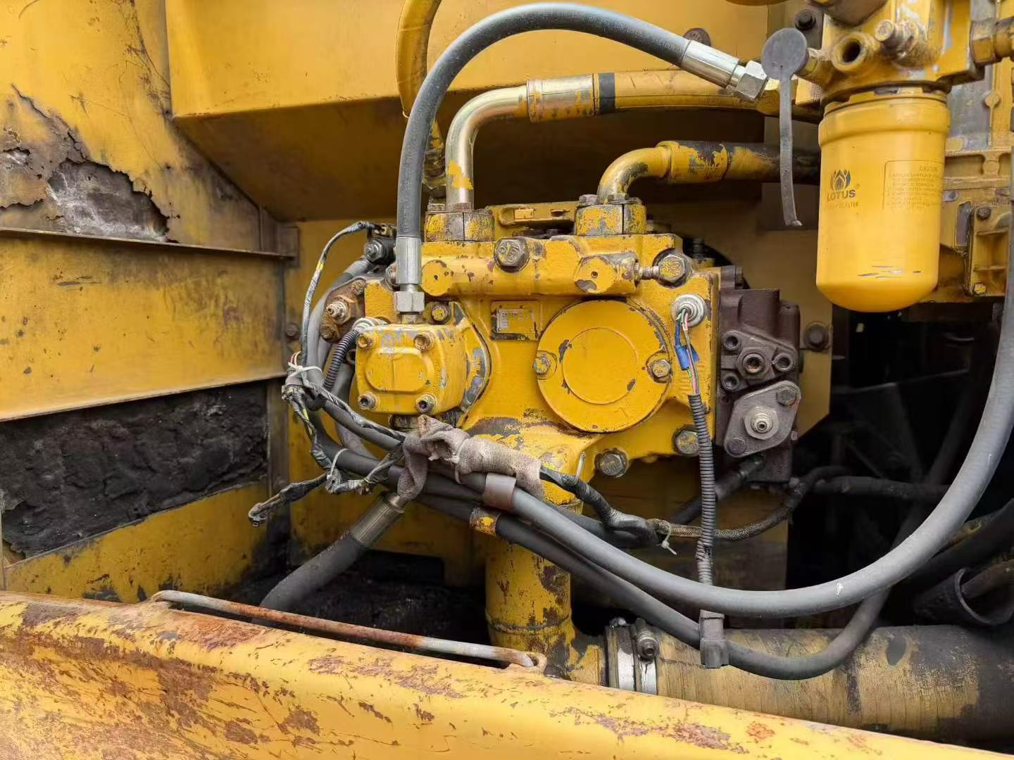 Buy Caterpillar 320C Used Excavator / 5