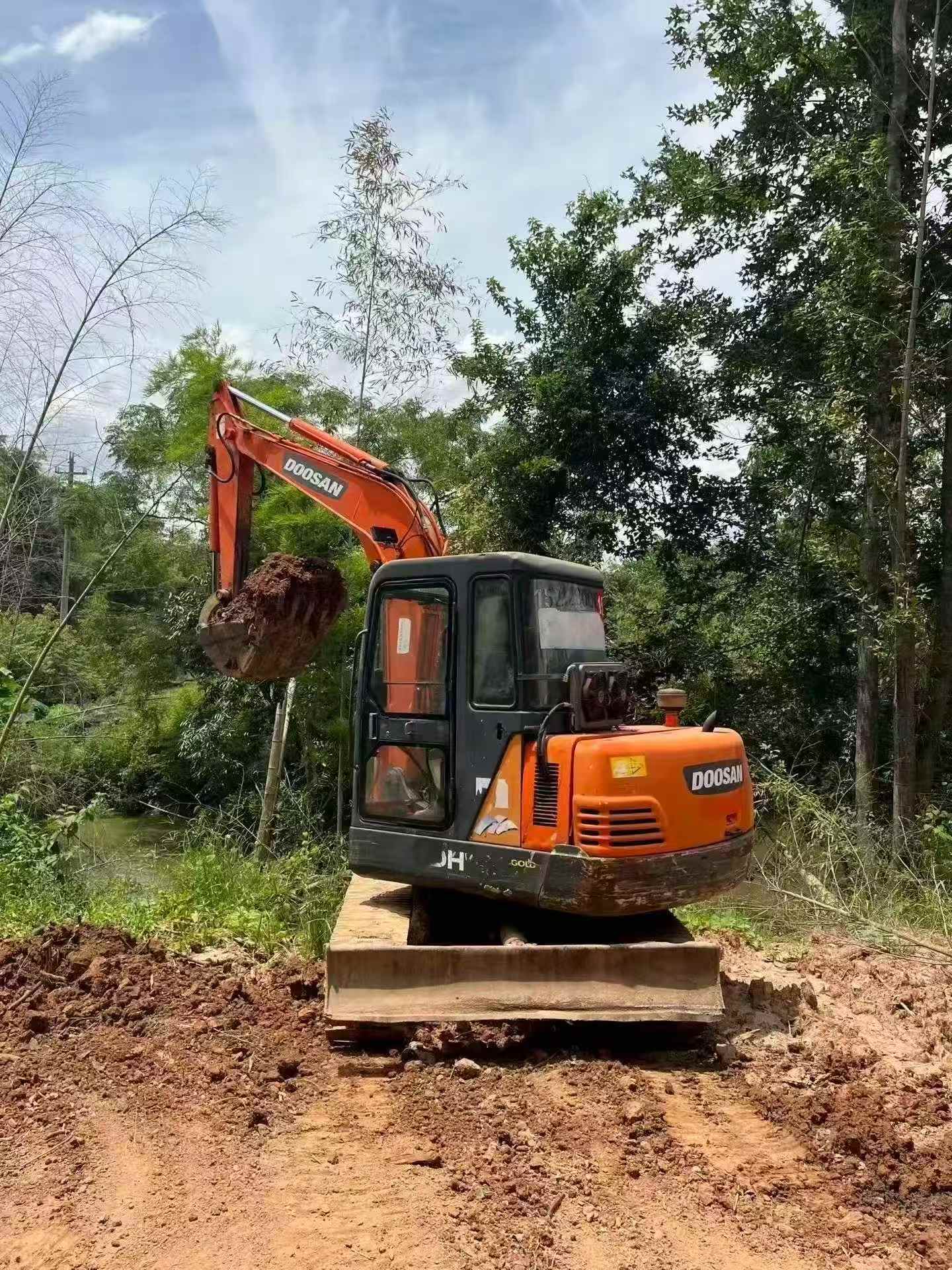 Buy Doosan DH55 Used Excavator / 4