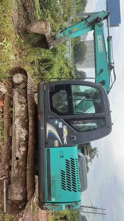 Buy Kobelco SK140 Used Excavator / 1