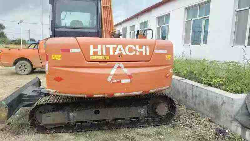 Buy Hitachi ZX70-5A Used Excavator / 2