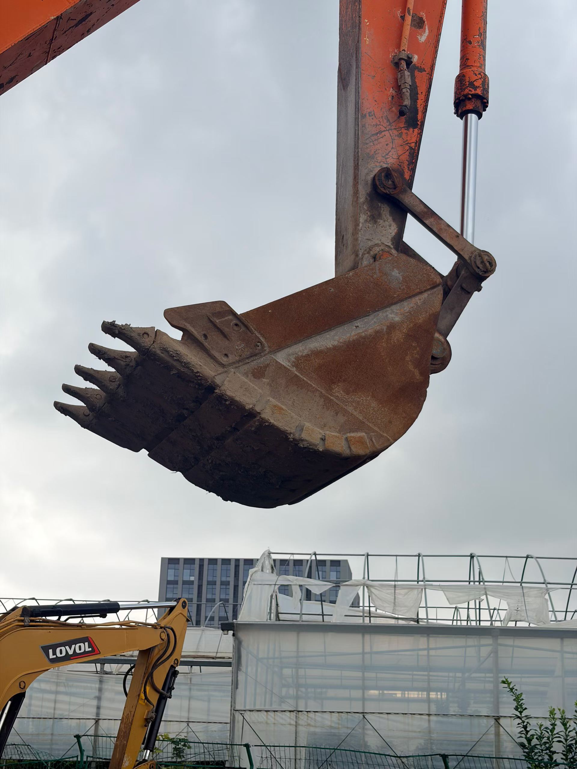 Buy Hitachi ZX200-6 Used Excavator / 3