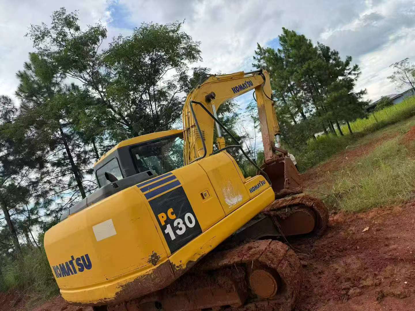 Buy Komatsu PC110-7 Used Excavator / 3